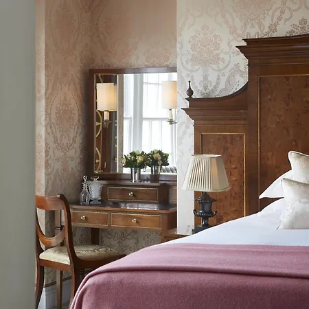 The Goring 5*