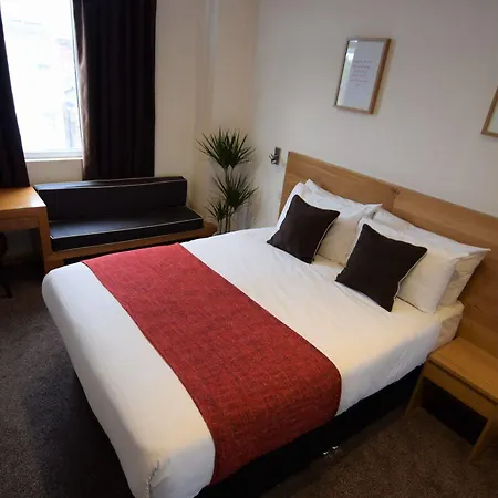Pasha - 3* Boutique Londra