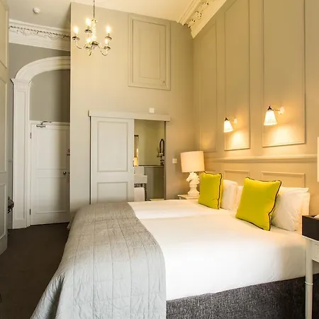 Georgian House 4*