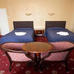 Hotell Rose Court