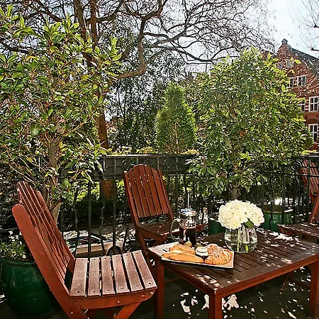 Aparthotel Collingham Serviced London