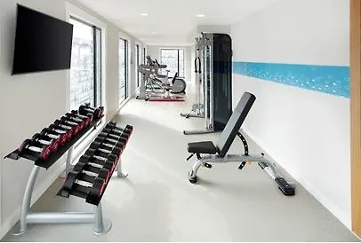 Hampton By Hilton Docklands Hotel 3*
