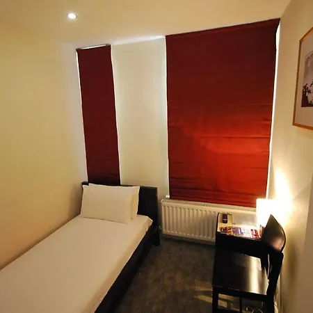 Clapham 4* London