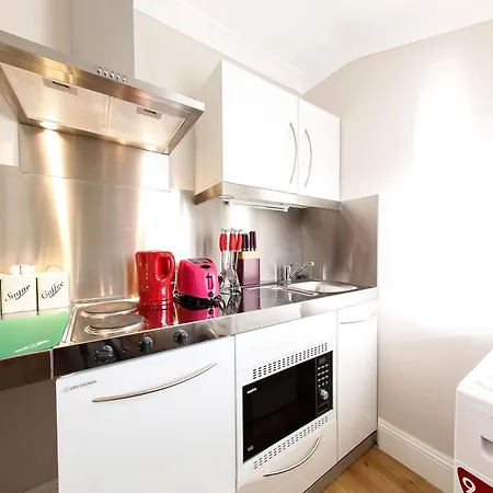 Lancaster Gate Apartment London