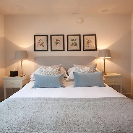 Packfords 3*