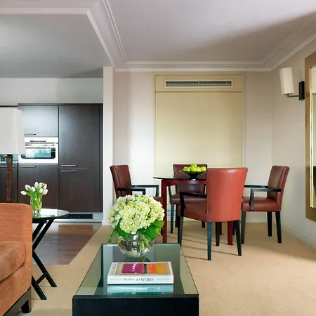 Apart Otel Cheval Phoenix House At Sloane Square 5*