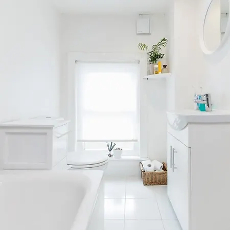 Apartment Wilton Road