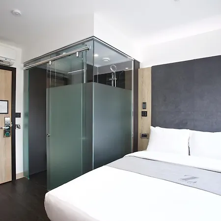 The Z Tottenham Court Road Hotel