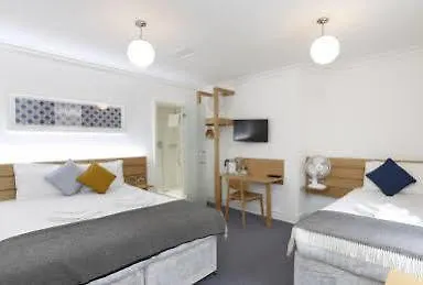 William Hotel 3*