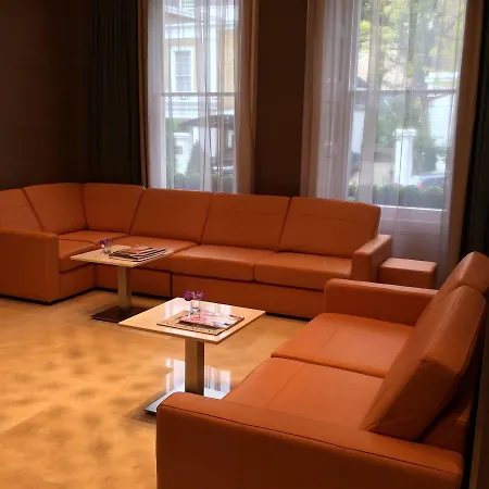 Hotel Park Grand Lancaster Gate 5*