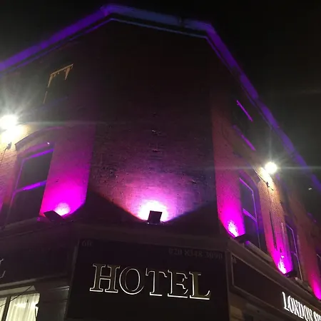 Shelton Hotel, Finsbury Park 3*