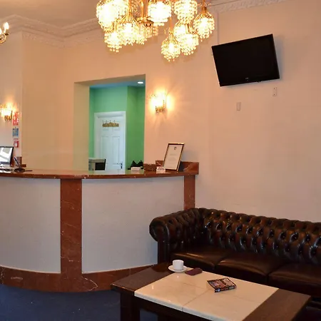 Hotell Park 2*