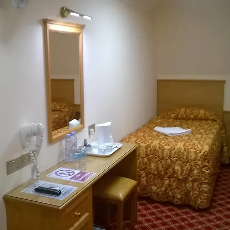 Otel Leigham Court