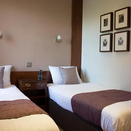 Garden View Hotel 3*