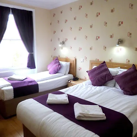 Hotel Cardiff 3*