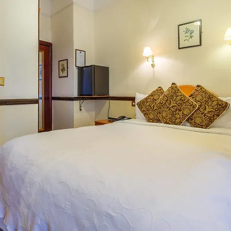 Hotel Elizabeth 4*