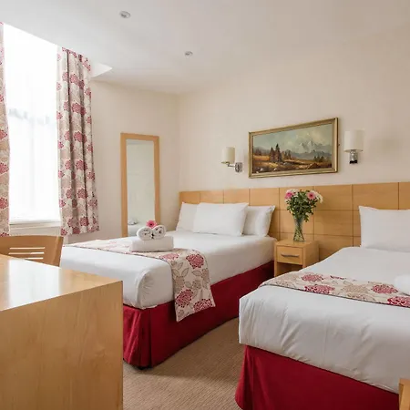 Hotell Oliver Plaza