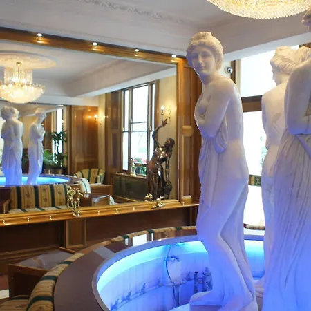 Westpoint Hotel