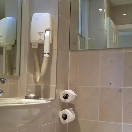 Amsterdam Hotel