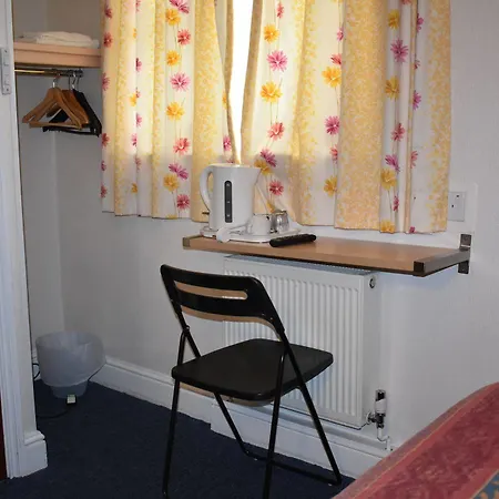 Guest house Macdonald 2*