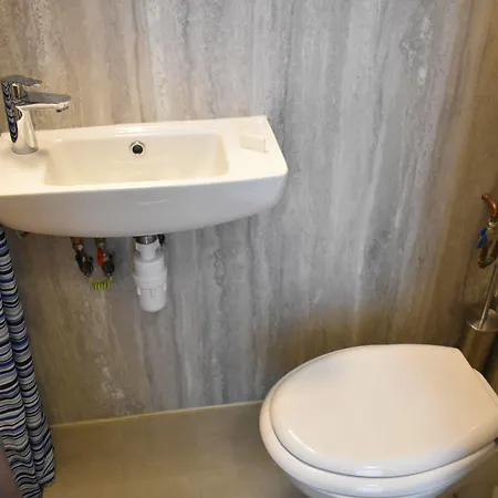 Guest house Macdonald 2*