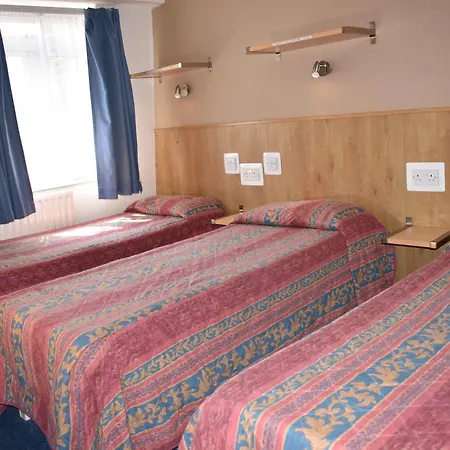 Macdonald Guest house
