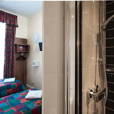 Dover - Hotel 2*