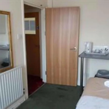 Pacific London Heathrow 2*