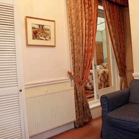 Kensingtoncourt Aparthotel