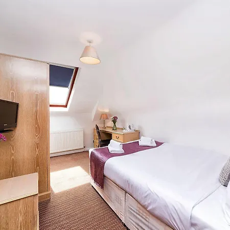 Hotel National 2*
