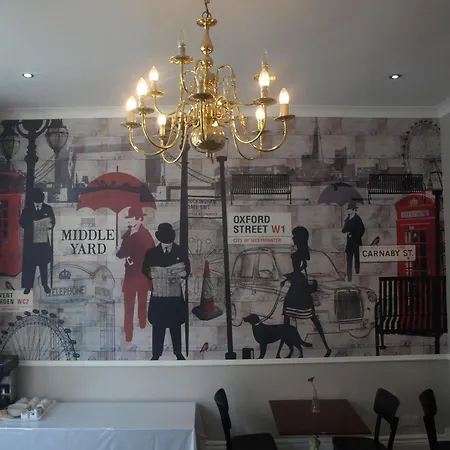 Отель Chelsea House -