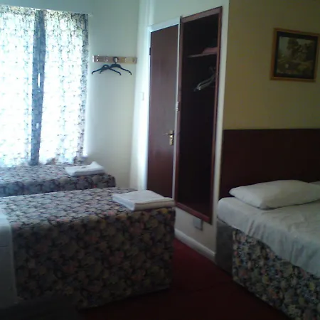 Pensión Regency Court 2*