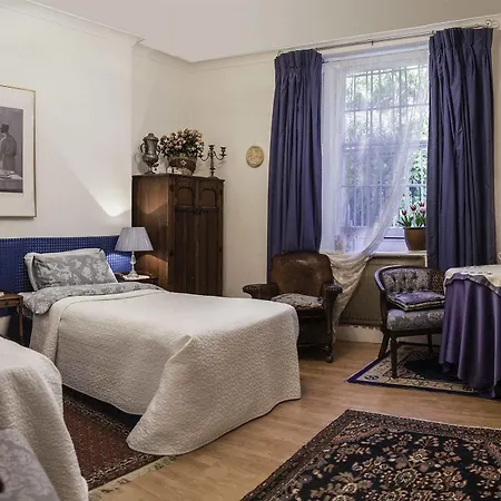 Juliette's Bed & Breakfast 3*
