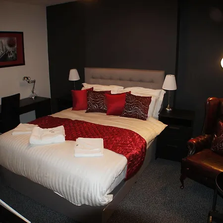 Grand Junction Arms 3*