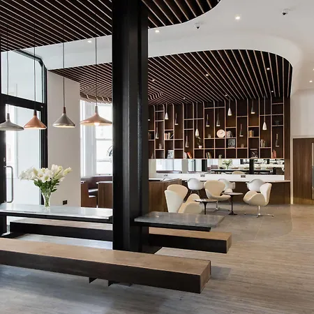 Mowbray Court Hotel London