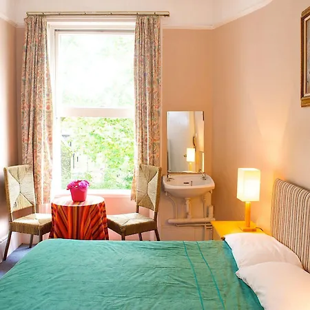 Curzon House 2* Londres