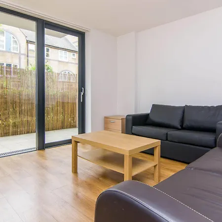 Apartment Wharf - Water Gardens *