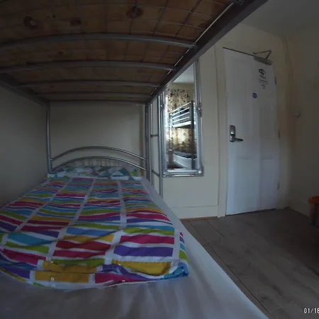 Hostel Hootananny