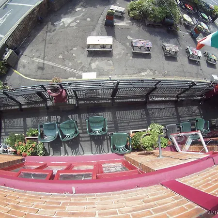 Hootananny Hostel