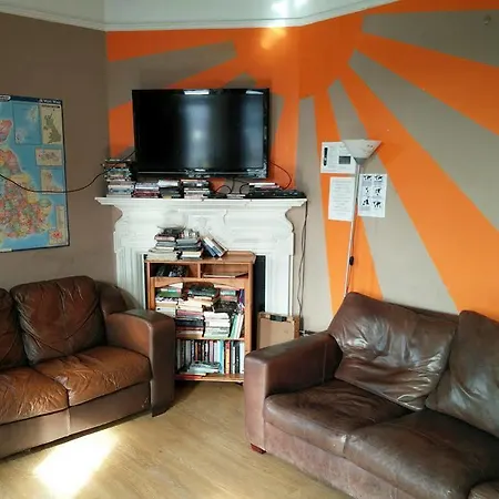Hootananny Hostel