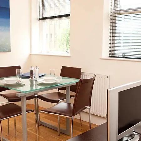 Hotel Clarendon 140 Minories