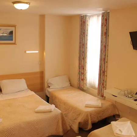 Romanos Hotel