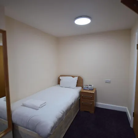 Woodlands Hotel Ilford