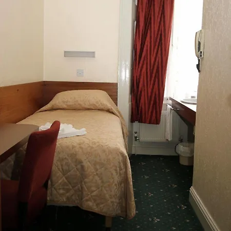 Ridgemount 2* London