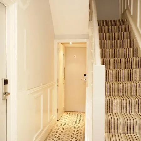 Comfotel Prpl 3* London