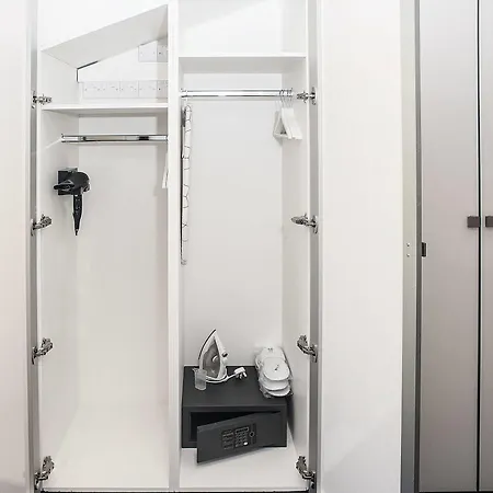 Nox Golders Apart Otel 4*