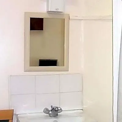 فندق فيكتوريا ستيشن هوتل 2*