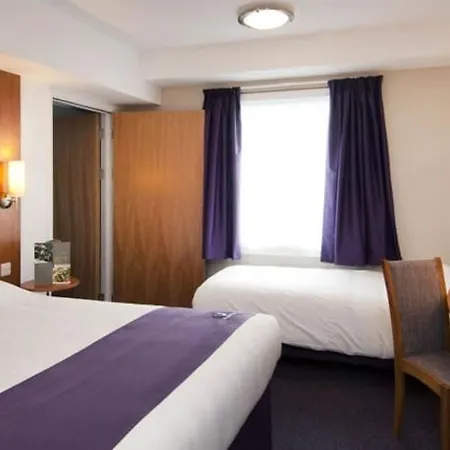 Premier Hotel