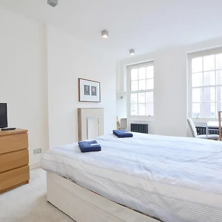 Fitzhardinge House Portman Apartment