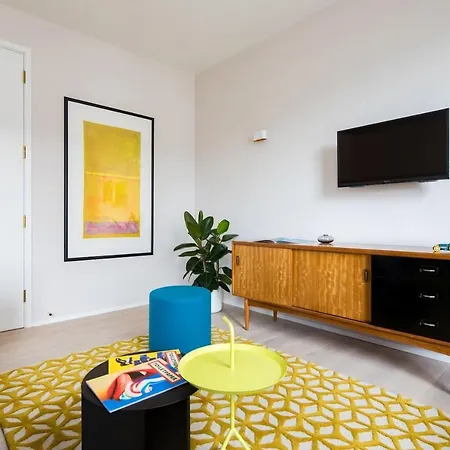 Hausd - Clerkenwell * London